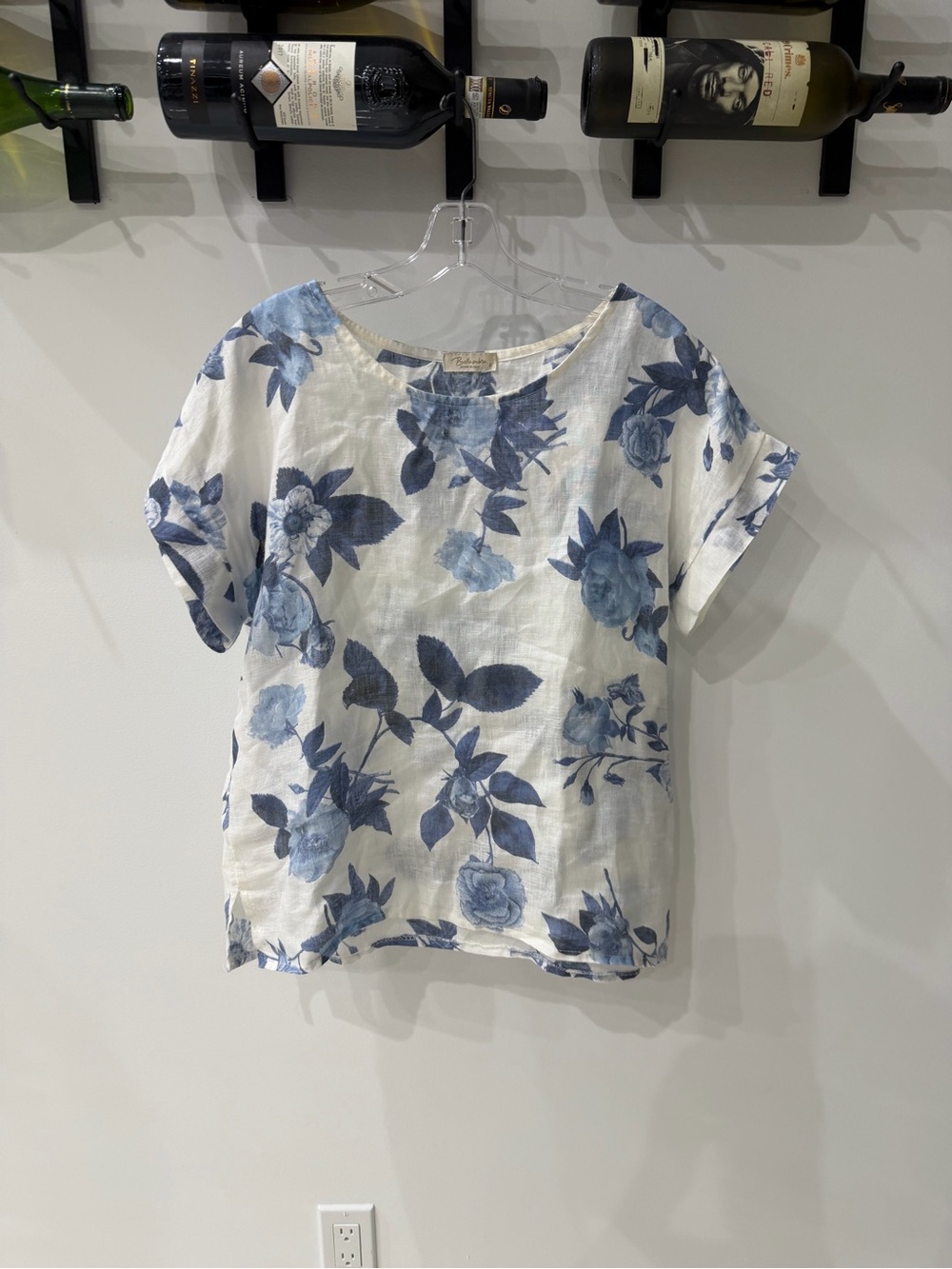 Blue Floral Linen Short-Sleeve Blouse made in Italy